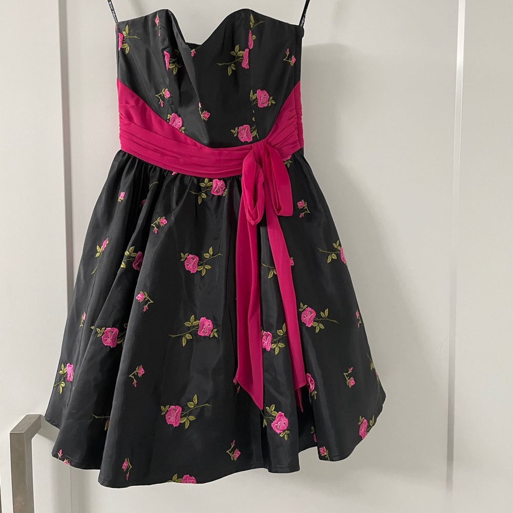 Betsey Johnson dress